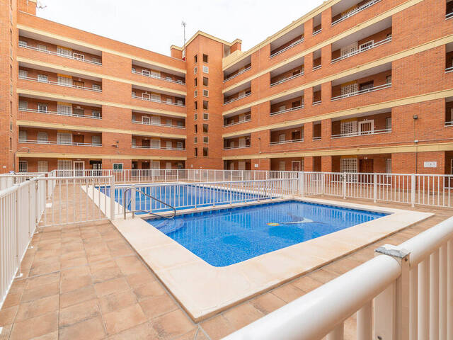 #1625 - Apartamento para Venta en Torrevieja - Valencia - 1