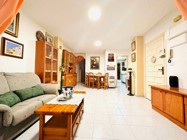 #1731 - Apartamento para Venta en Torrevieja - Valencia - 1